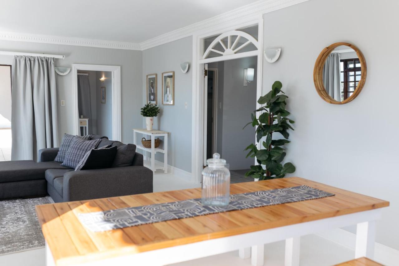 Nahoon Beach Villas Self Catering Apartments East London Exterior foto